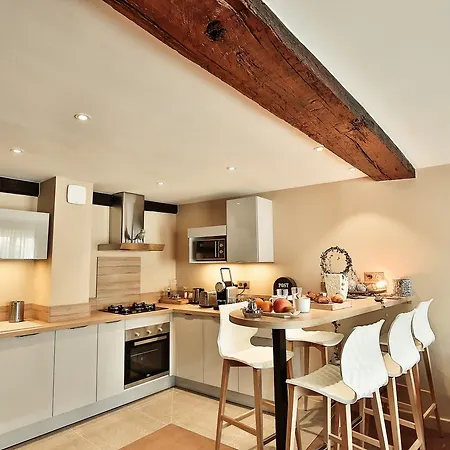 Logis Du Parvis ***face Cathedrale/in Front Of The Cathedral*** 4* Laon