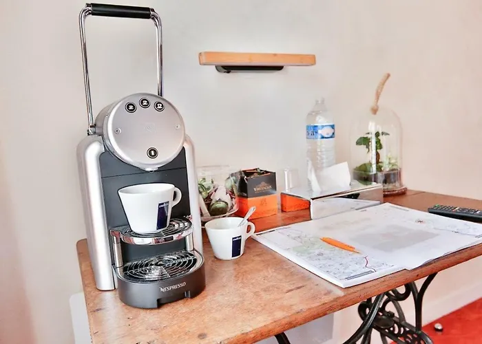 Logis Du Parvis ***face Cathedrale/in Front Of The Cathedral*** Bed & Breakfast 4*